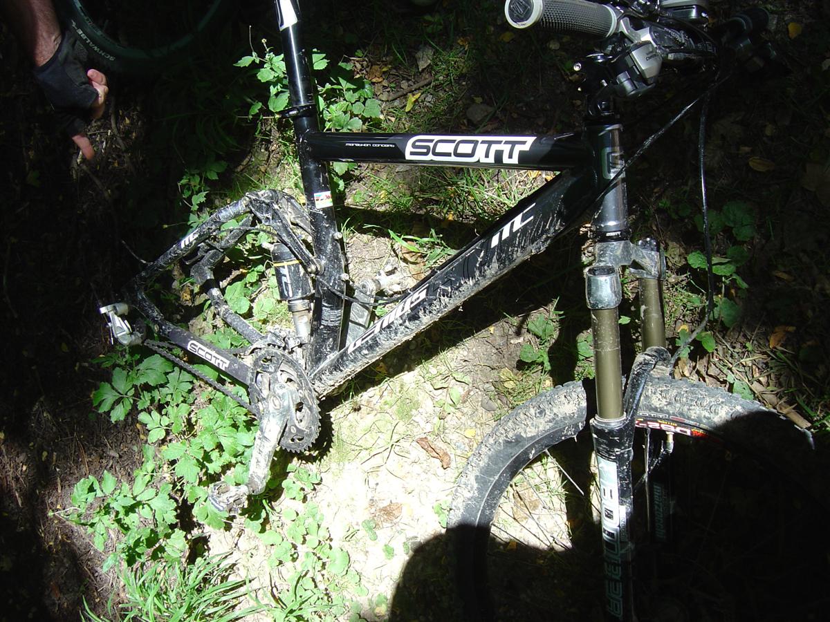 DSC07088 (Custom).JPG